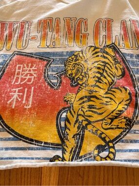 Vintage Cropped Wu-Tang Clan Long Sleeve Tee with Tiger Motif